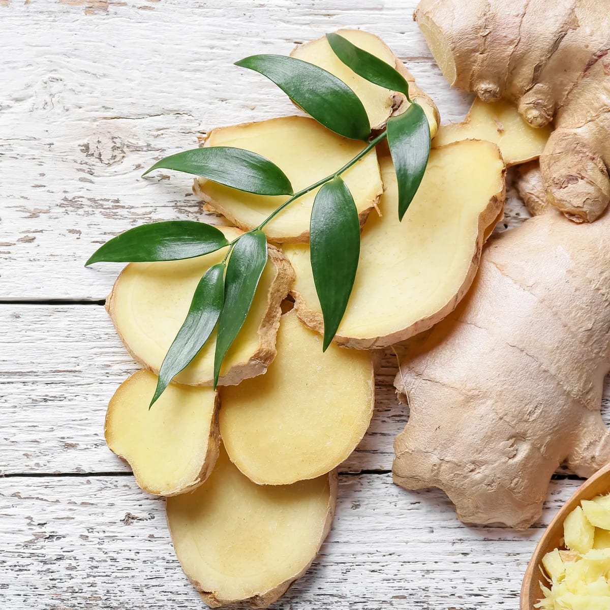 NATIOS_Zázvor,_Sušené_a_slazené_kousky,_100_g