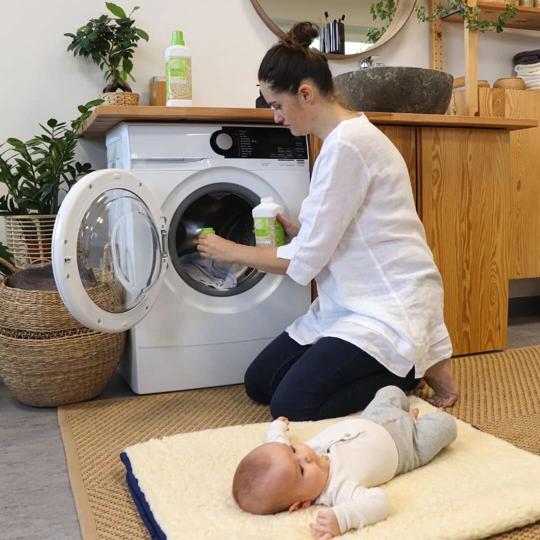 Tierra_Verde_Prací_gel_z_mýdlových_ořechů_pro_citlivou_pokožku,_1_l