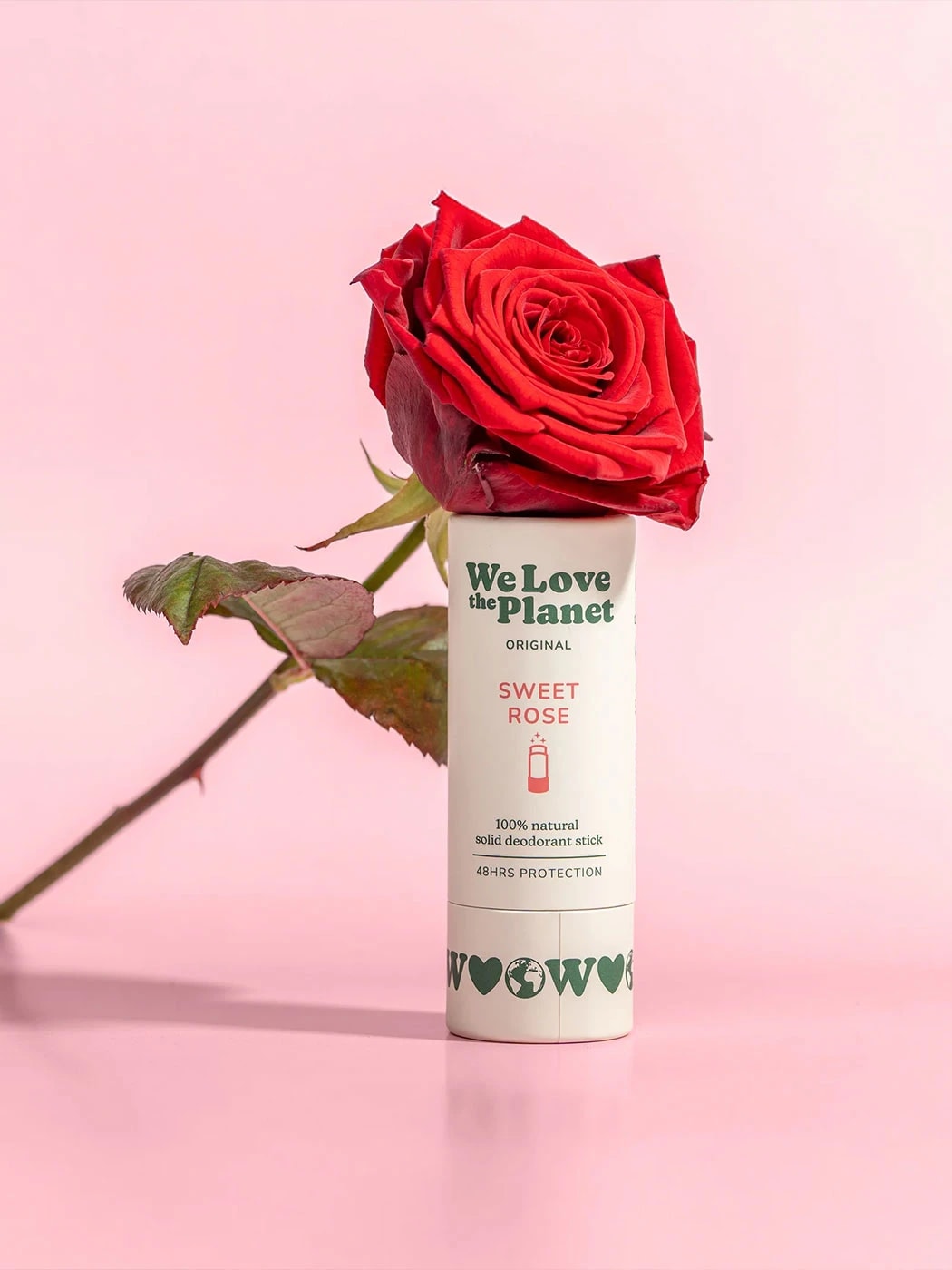 We_Love_The_Planet_Přírodní_tuhý_deodorant,_Sweet_Rose,_40_g