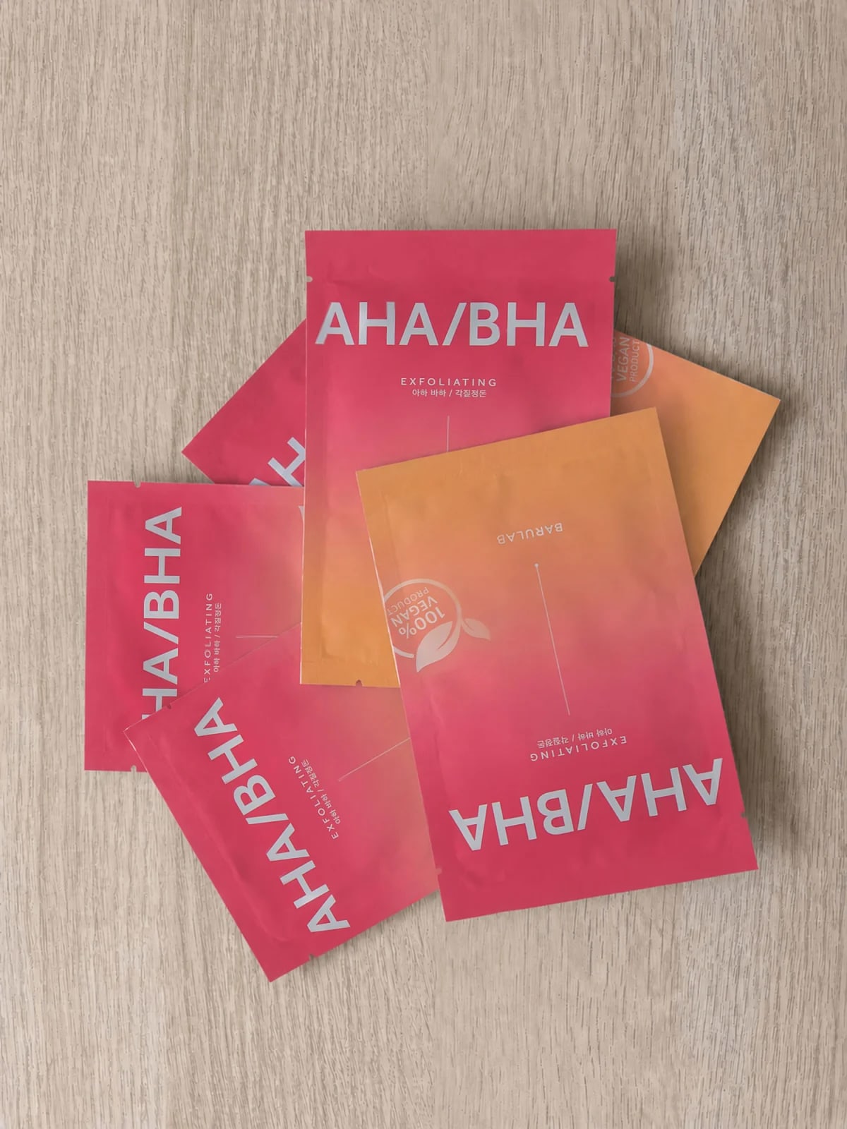 BARULAB_Korejská_plátýnková_maska_exfoliační,_AHA/BHA,_23_g