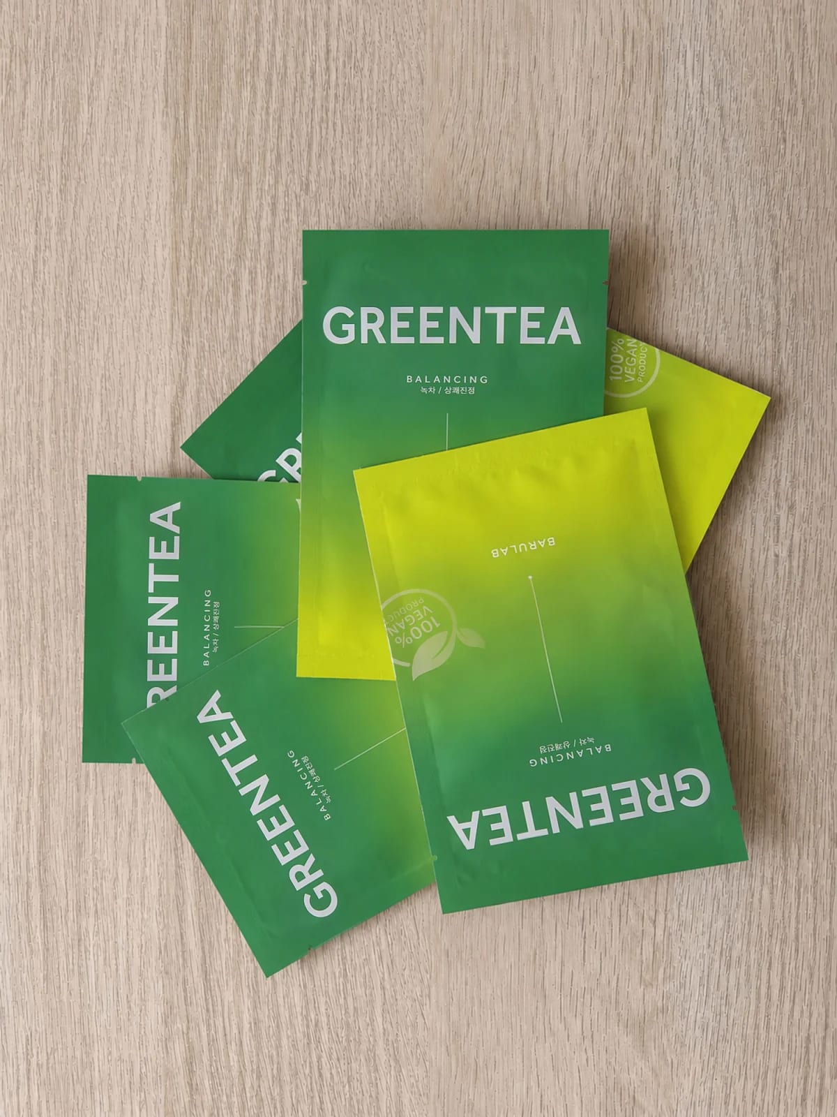 BARULAB_Korejská_plátýnková_maska_pro_vyrovnání_pleti,_Green_Tea,_23_g
