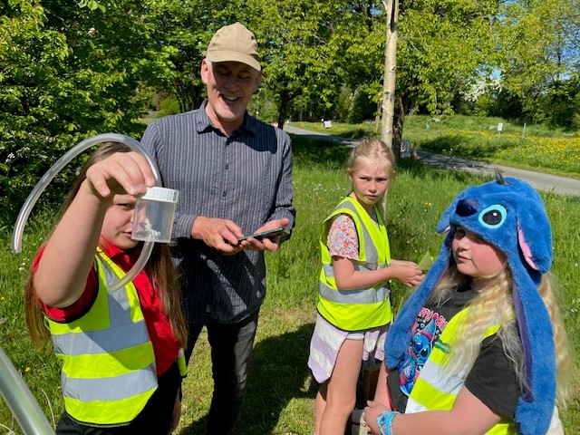 Students with Jake in summer 2025 at Netpool Park