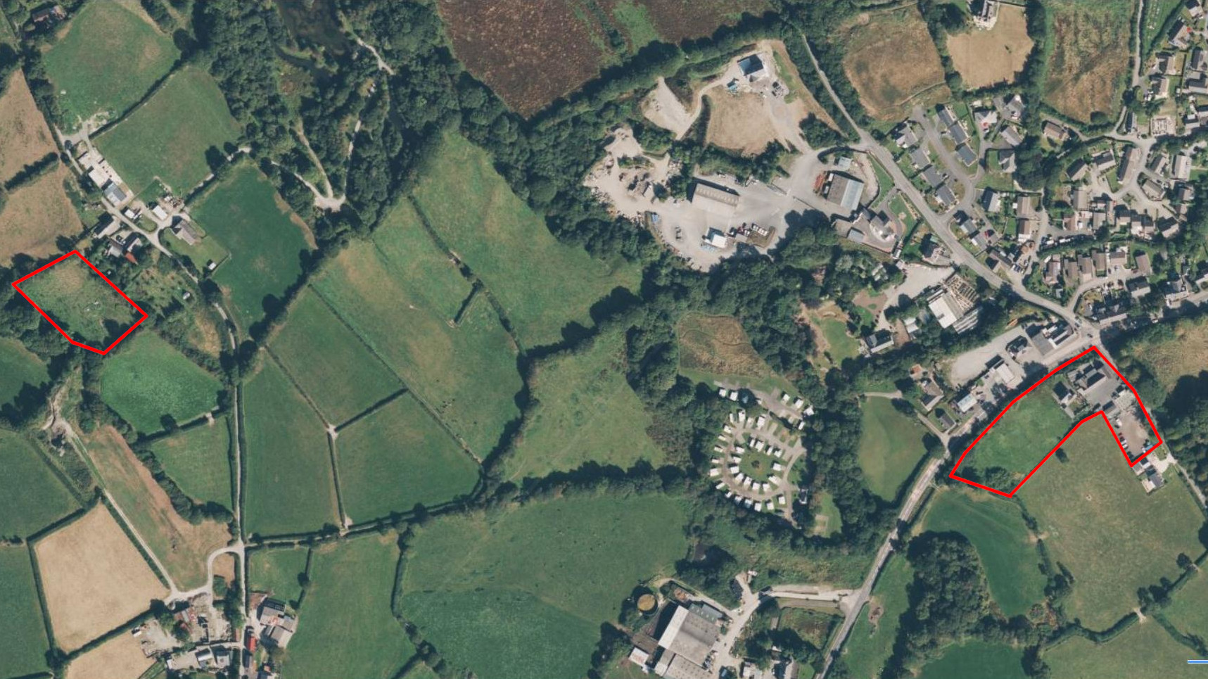 Satellite photo showing the location of the school to the right, and Molly‘s field (Cae Ysgubor) to the left.