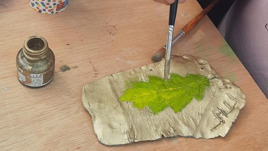 Ysgol Llanarth Workshop 5 — Gilding & poetry