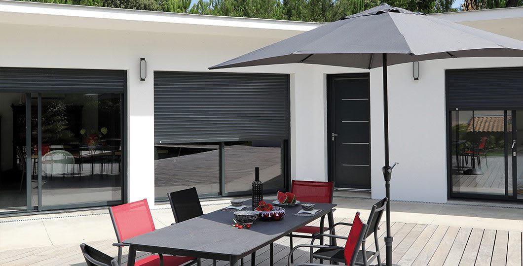 Parasol pour terrasse : comment choisir ? - Blog Le Pin Parasol