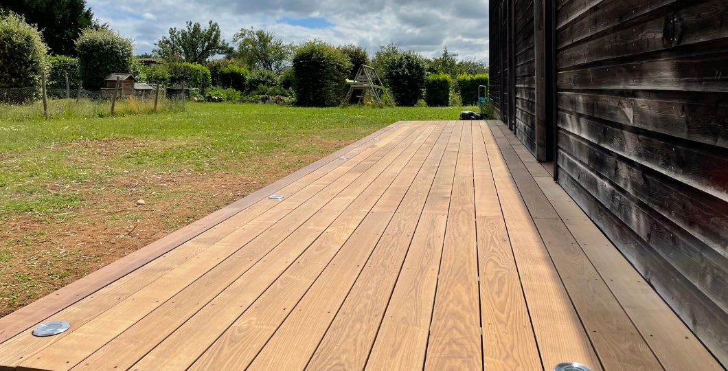 terrasse en frene thermo