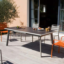 Table de jardin extensible Aluminium/HPL - Rotonde - L.200/260 x l.100 x H.76 cm - Grise -  8/10 personnes situation