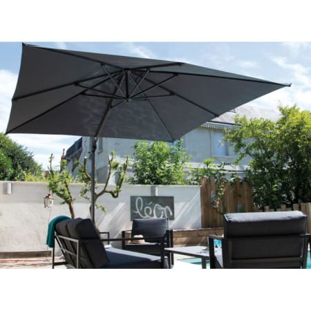 Parasol déporté Roma 2.5 x 2.5m