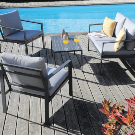Ensemble Salon de Jardin en Aluminium Marlo - Canapé 2 places, 2 fauteuils et 1 table basse rectangulaire - graphite/gris Ensemble Salon de Jardin en Aluminium Marlo - Canapé 2 places, 2 fauteuils et 1 table basse rectangulaire - graphite/gris