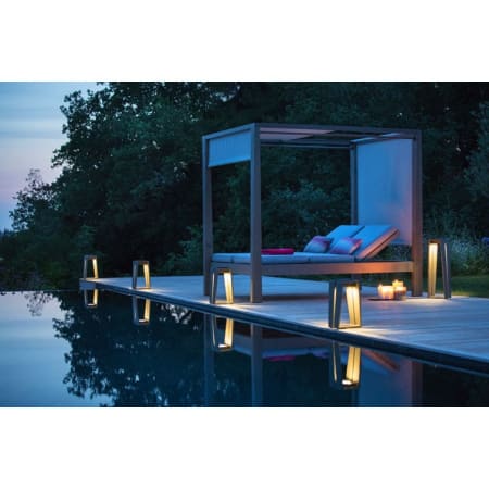 Lanterne Solaire Nomade Teck Finition Duratek® - Skaal - Les Jardins® - Bord de piscine Lanterne Solaire Nomade Teck Finition Duratek® - Skaal - Les Jardins® - Bord de piscine