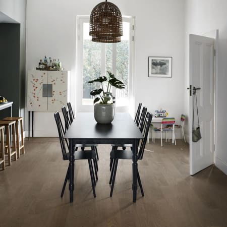 Parquet Chêne Cocoa Bean Vernis Mat 7X150X1810mm - KAHRS LIFE - Paquet de 3,258 m² situation Parquet Chêne Cocoa Bean Vernis Mat 7X150X1810mm - KAHRS LIFE - Paquet de 3,258 m² situation