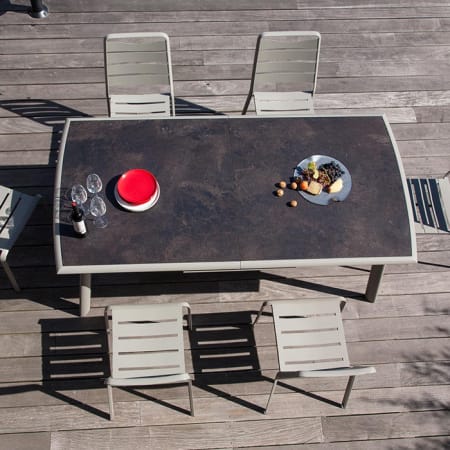 Table de jardin extensible Aluminium/HPL - Rotonde - L.200/260 x l.100 x H.76 cm - Grise - 8/10 personnes Table de jardin extensible Aluminium/HPL - Rotonde - L.200/260 x l.100 x H.76 cm - Grise - 8/10 personnes