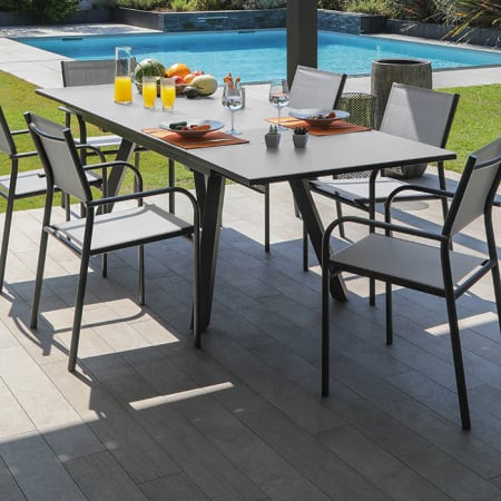 Table Agra 150/200/250 plateau verre - 8/10 personnes - graphite/perle