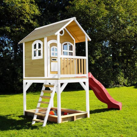 Cabane en bois avec bac à sable et toboggan pour enfant - Sarah Cabane en bois avec bac à sable et toboggan pour enfant - Sarah