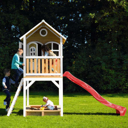 Cabane en bois avec bac à sable et toboggan pour enfant - Sarah Cabane en bois avec bac à sable et toboggan pour enfant - Sarah