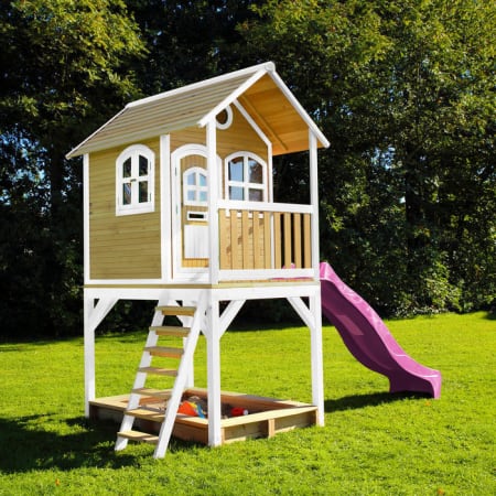 Cabane en bois avec bac à sable et toboggan pour enfant - Sarah Cabane en bois avec bac à sable et toboggan pour enfant - Sarah