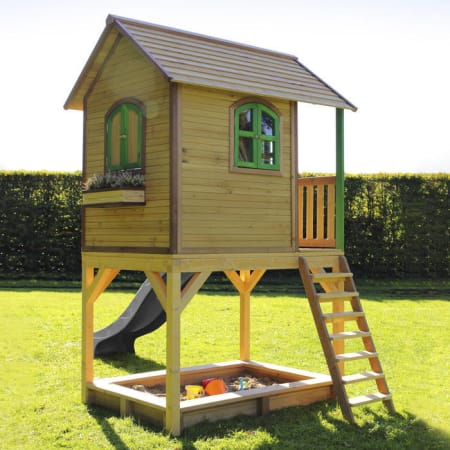 Cabane en bois avec bac à sable et toboggan pour enfant - Sarah Cabane en bois avec bac à sable et toboggan pour enfant - Sarah