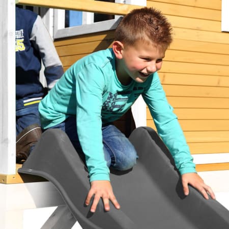 Cabane en bois avec bac à sable et toboggan pour enfant - Sarah Cabane en bois avec bac à sable et toboggan pour enfant - Sarah