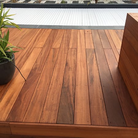 Kit terrasse complet - MUIRACATIARA - Ep.21 mm x l.145 mm - L.1,55 m - À partir de 10 m² Kit terrasse complet - MUIRACATIARA - Ep.21 mm x l.145 mm - L.1,55 m - À partir de 10 m²