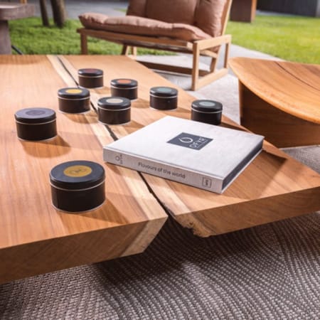 Set livre de recettes et ses 8 &eacute;pices - OFYR