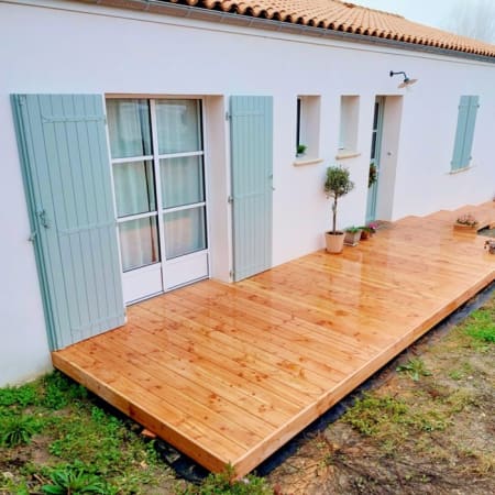 Kit terrasse complet - DOUGLAS - AB LISSE - Ep.27 mm x l.145 mm - L.3 m - À partir de 10 m² Kit terrasse complet - DOUGLAS - AB LISSE - Ep.27 mm x l.145 mm - L.3 m - À partir de 10 m²