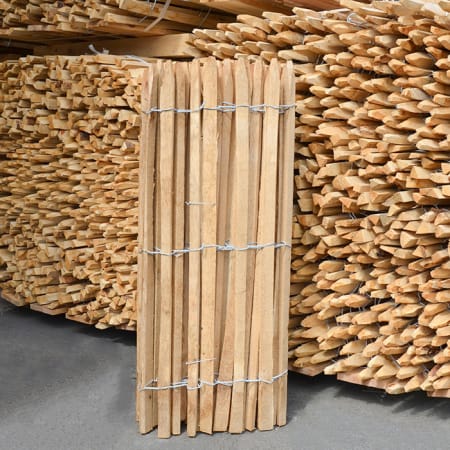 Ganivelle en Châtaignier Refendu - H.1 x L.5 m - écart 7/8 cm Ganivelle en Châtaignier Refendu - H.1 x L.5 m - écart 7/8 cm