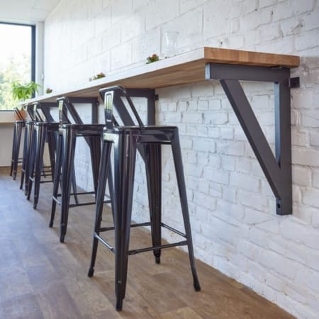 Equerre murale - Support pour table snack, plan de travail, &eacute;tabli - MOTTEZ - situation table snack dans un caf&eacute;