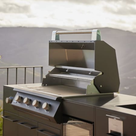 Cuisine d'ext&eacute;rieur Lite Series 400 - BRABURA image en situation barbecue ouvert