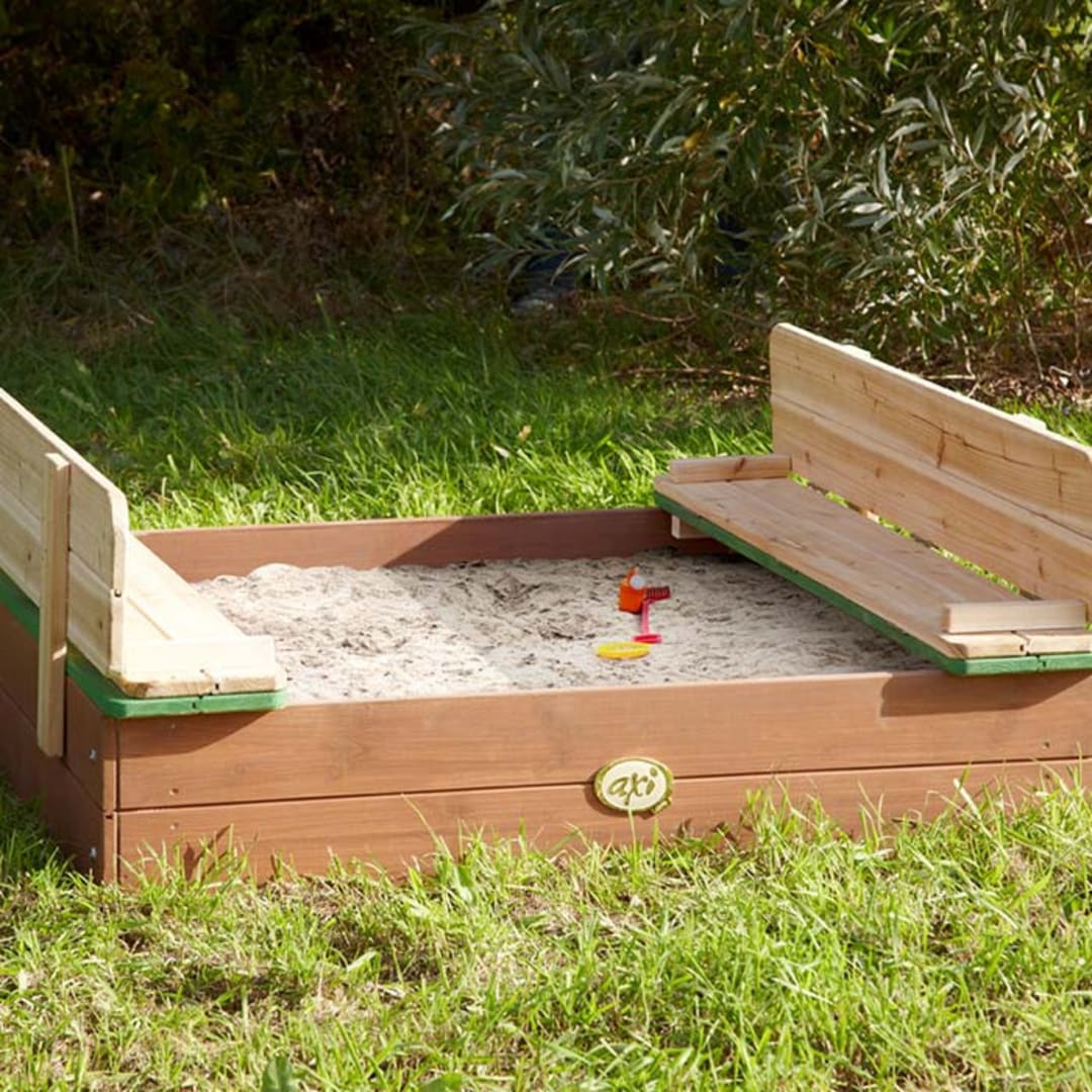 SORTIE Aksent sable, eau et table de pique-nique (2 bancs) avec parasol et  outils de jardinage