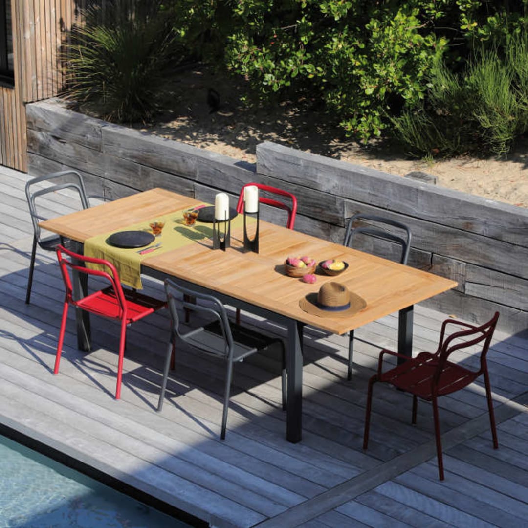 Ensemble De Jardin Table Tempo 180 240 Cm Teck Et 6 Chaises Eos Rouges