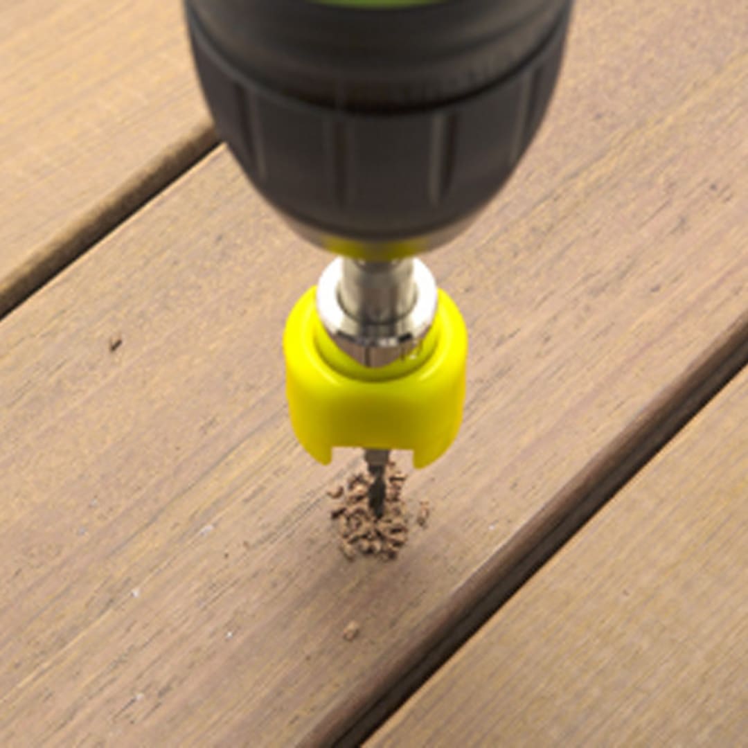 Méche à bouchonner pour terrasse en bois