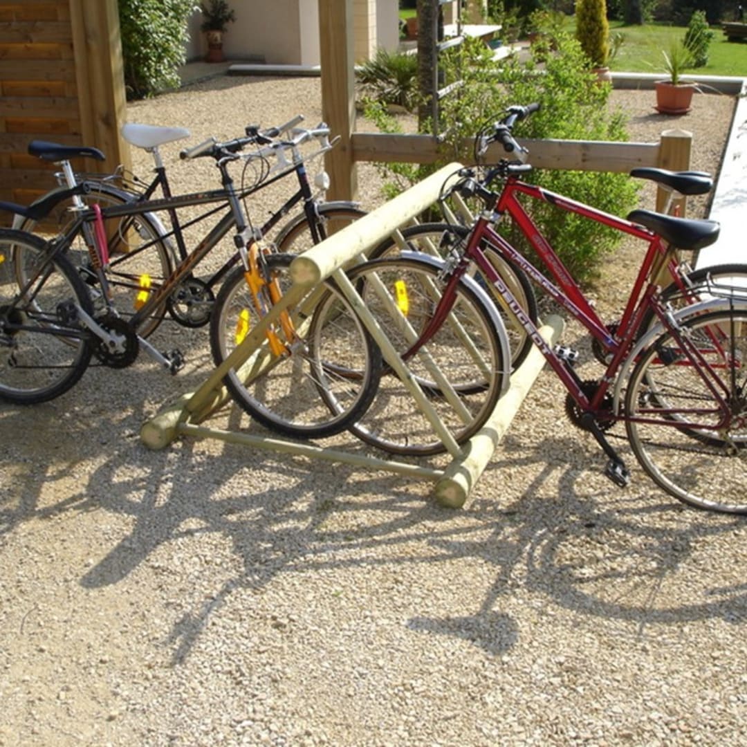 Range Vélos en Bois rondins places m m Pin