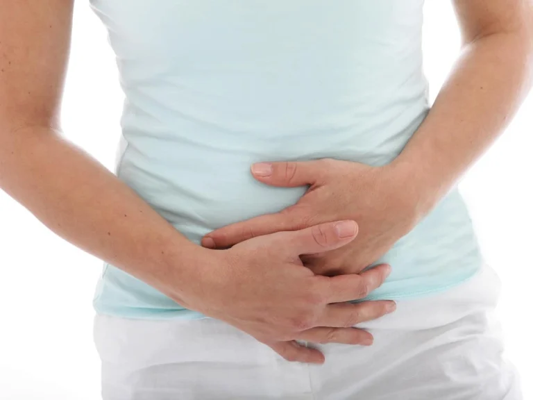 Infezioni urinarie: la tisana che può farti evitare gli antibiotici