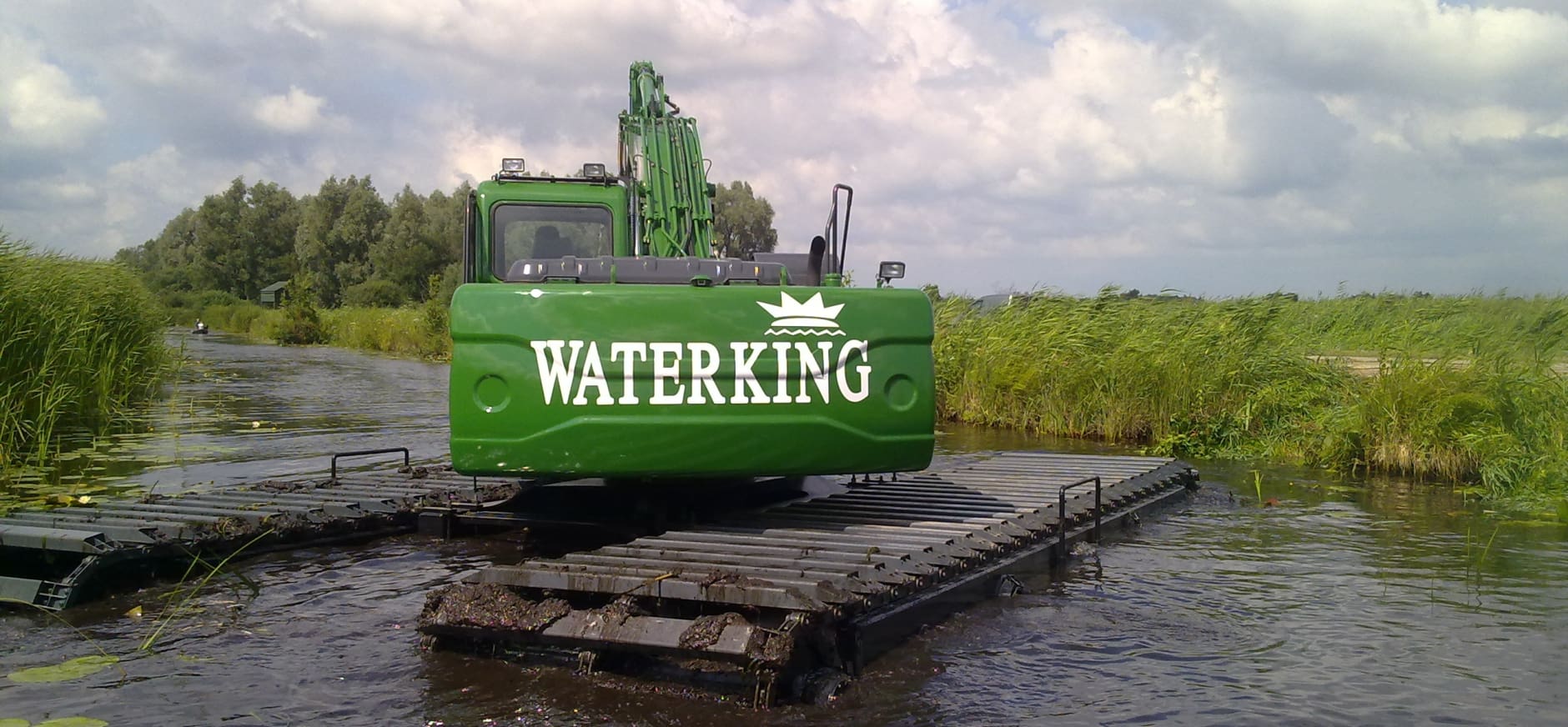 Historische petgaten terug in de Nieuwkoopse Plassen