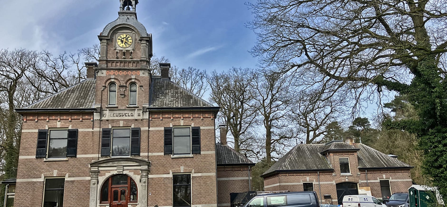 Jachthuis en koetshuis landgoed Leusveld in de stijgers