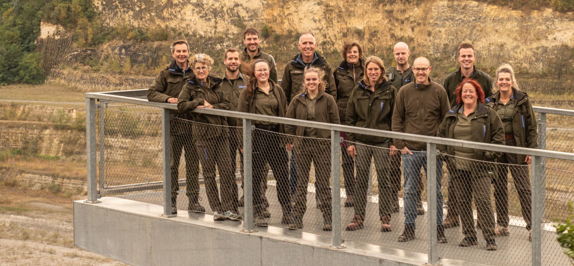 Team Sint-Pietersberg op uitkijkplatform