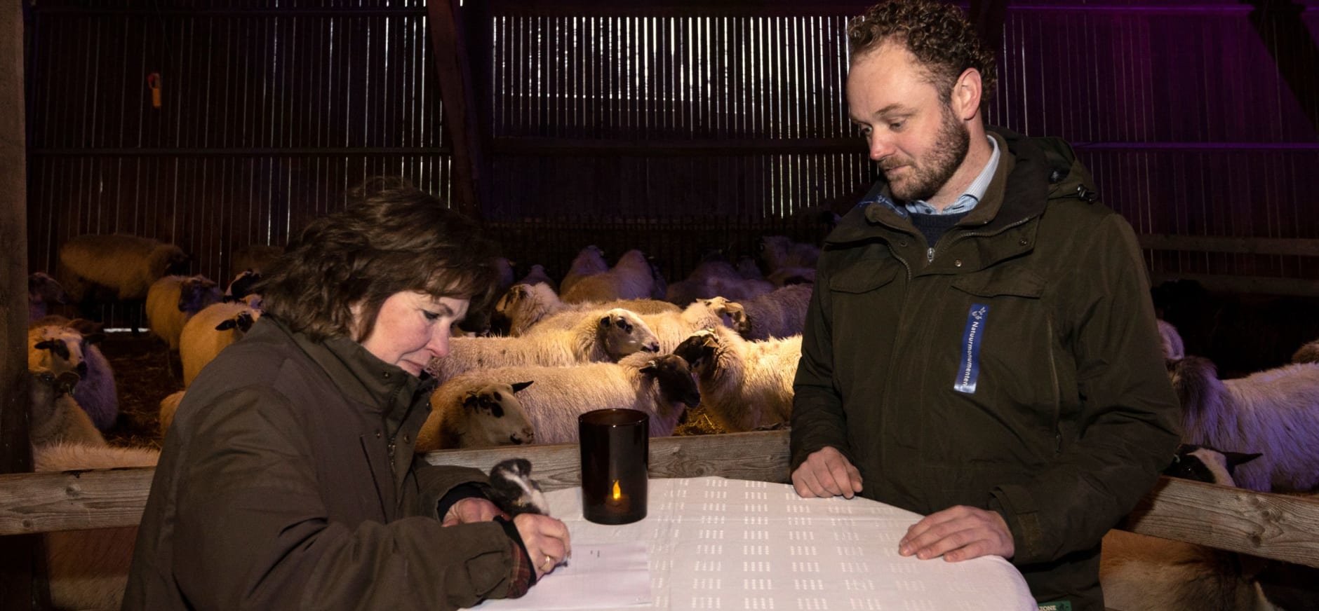 ondertekening bruikleenovereenkomst Belhamel-NM