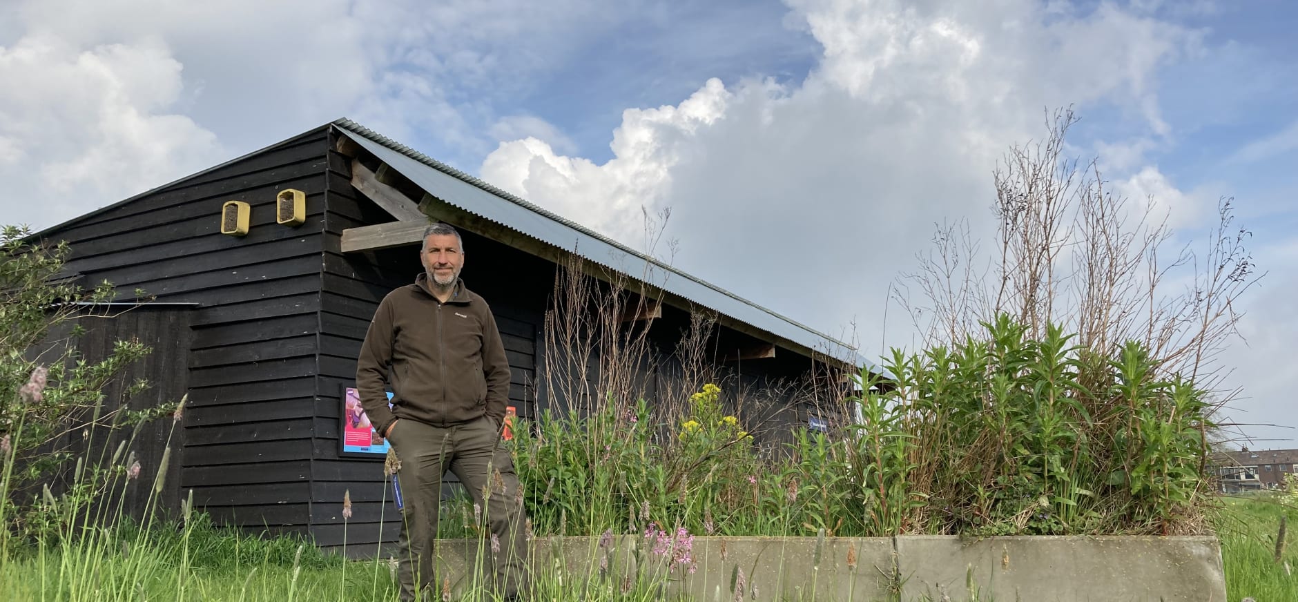 Boswachter Maurice Kruk voor Melkschuur Zuidpolder