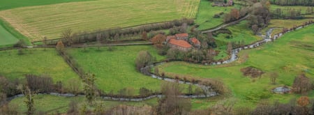 Geuldal met Volmolen in vogelvlucht