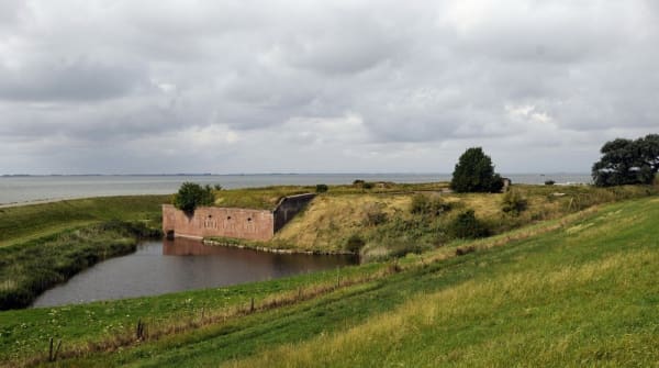 Fietsroute kronkelende kreken en koele kazematten, Zeeland