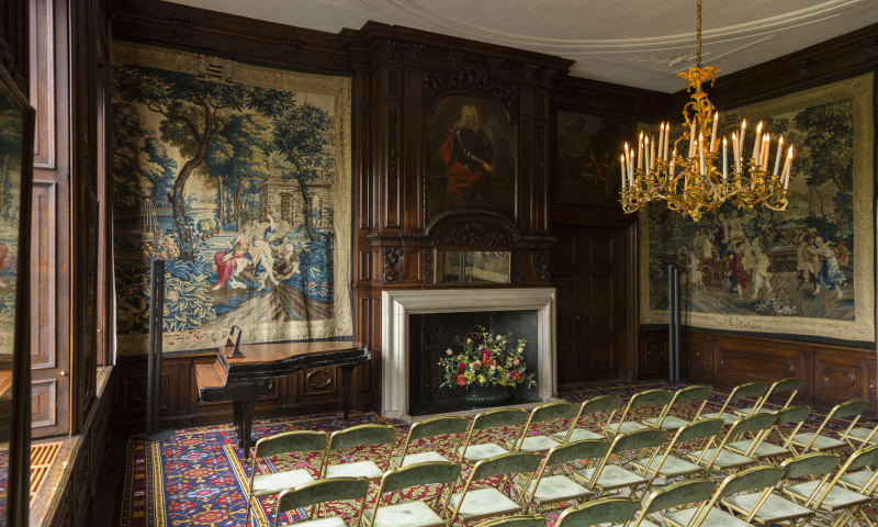 Grote zaal met wandtapijten Kasteel Eerde