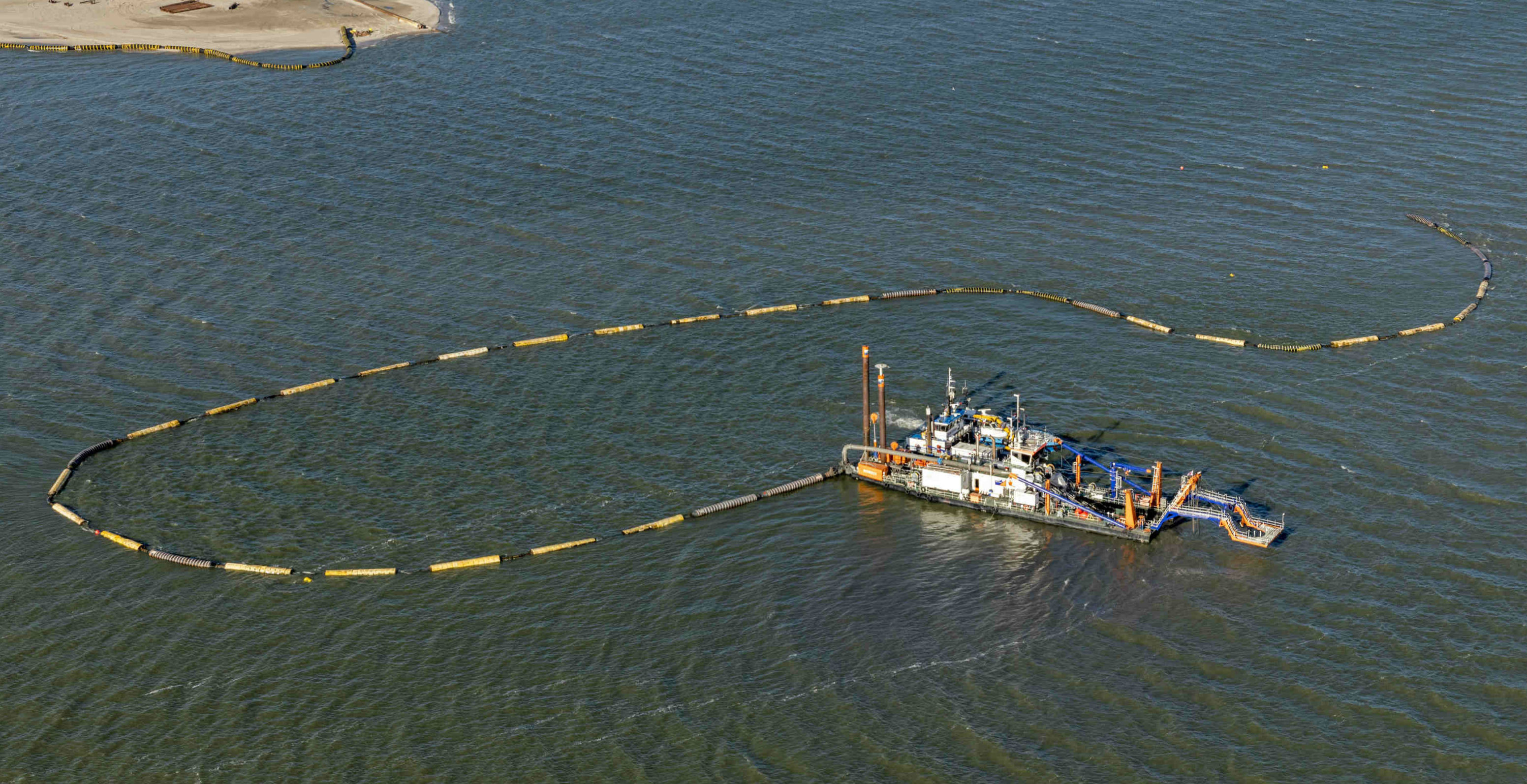 Meer zand en slib voor Marker Wadden door aanleg stroomgeul Natuurmonumenten