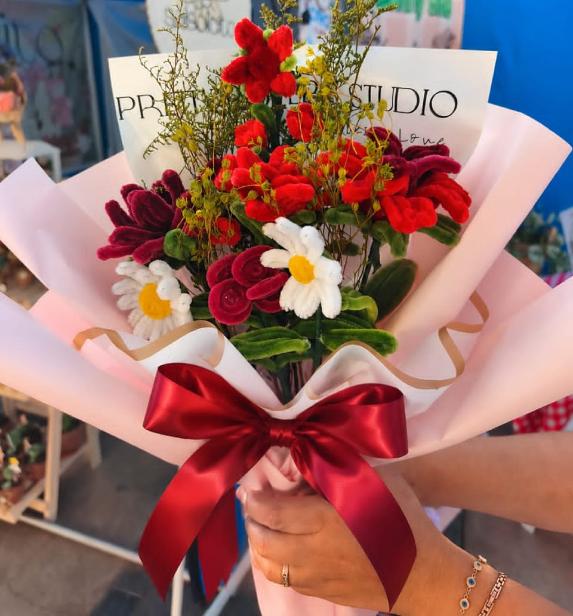 Ramo Rosas y Margaritas