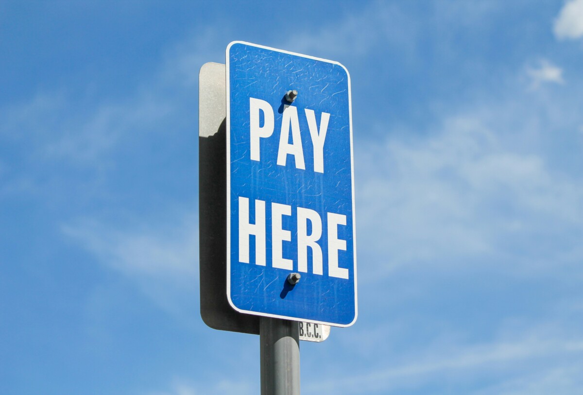 pay here sign