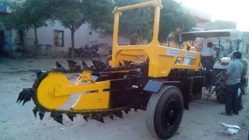 Heavy Duty Trencher With Trolley System