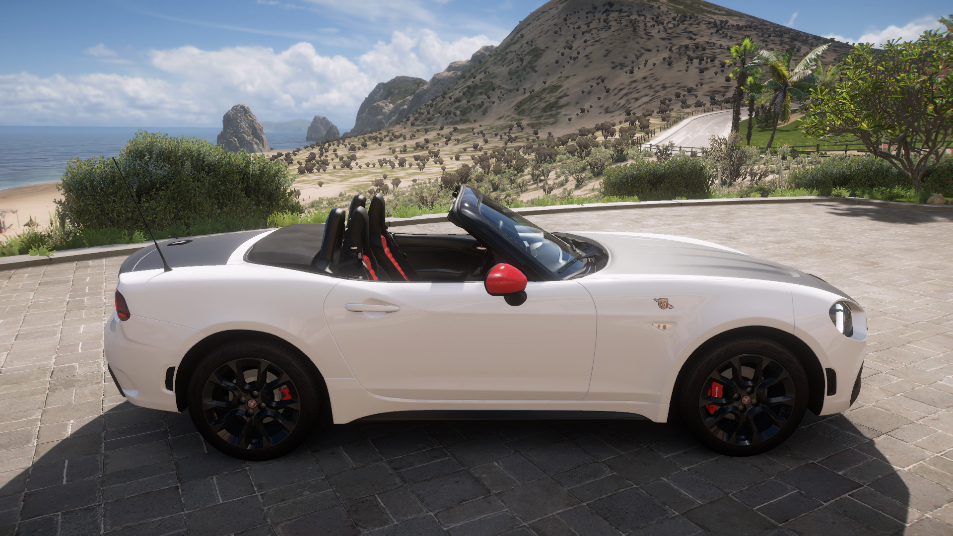 2017 Abarth 124 Spider – view 4