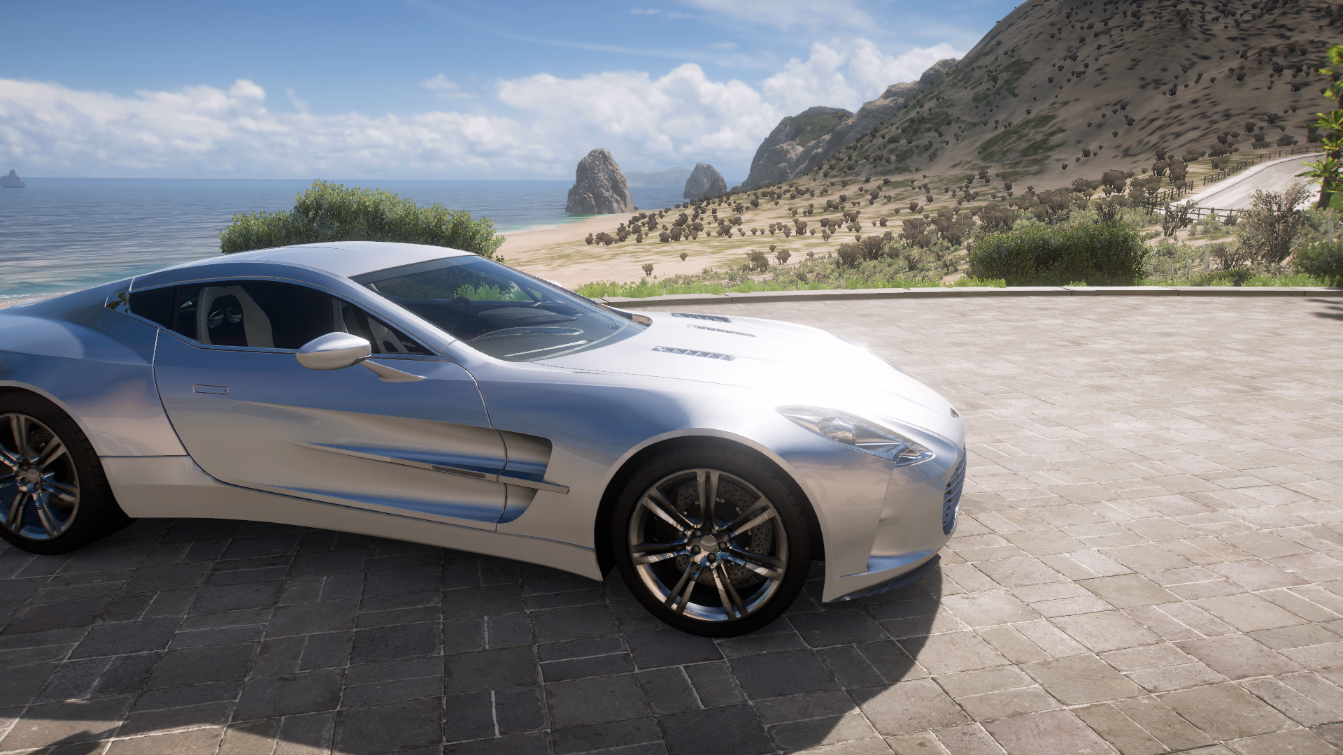 2010 Aston Martin One-77 – view 5