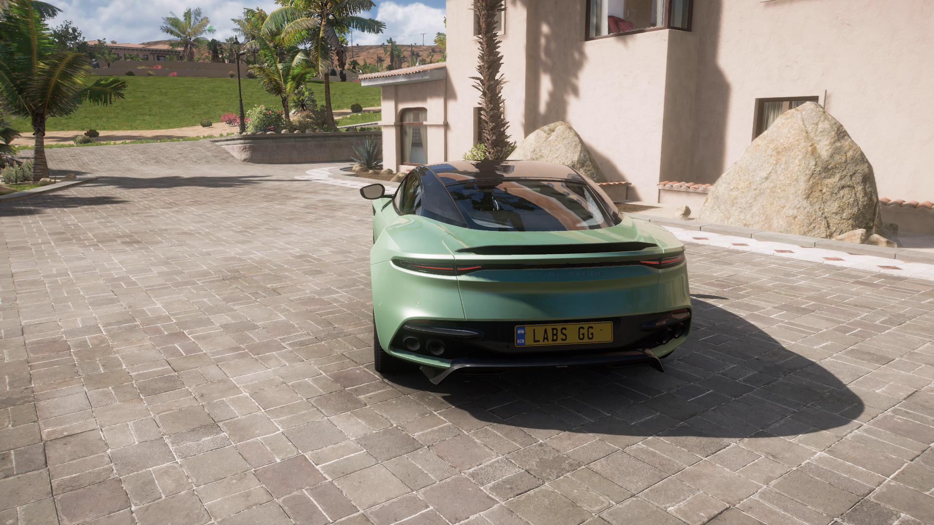 2019 Aston Martin Dbs Superleggera – view 3