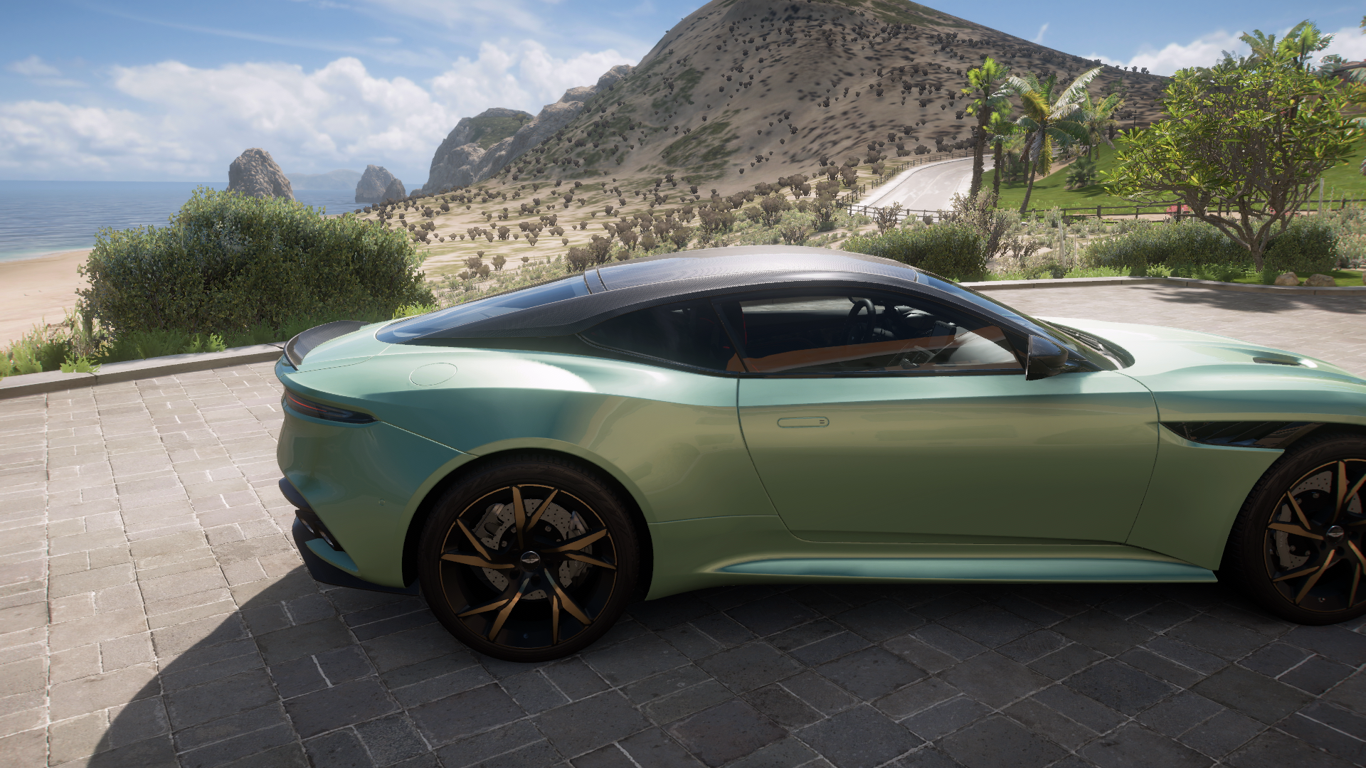 2019 Aston Martin Dbs Superleggera – view 4