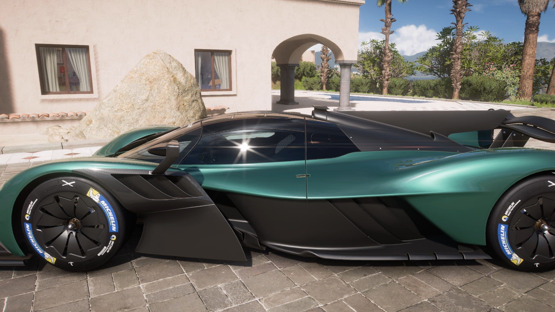 2022 Aston Martin Valkyrie Amr Pro – view 2